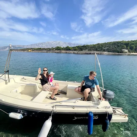 וילה Luisa - 2 Haeuser, 6 Schlafzimmer Insel Brac - Pool, Grill, Kamin, Tischtennis, Boccia